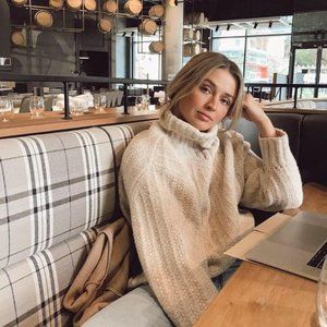 Aritzia Le Fou Wilfred Alpaca Wool Chunky Turtle Neck Nait Sweater